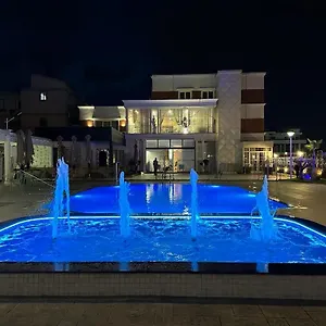 Курортный комплекс Colis, Тирана